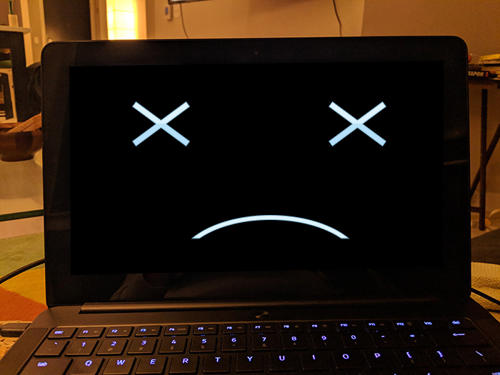 Sửa lỗi laptop bật không lên nguồn, laptop bị sập nguồn